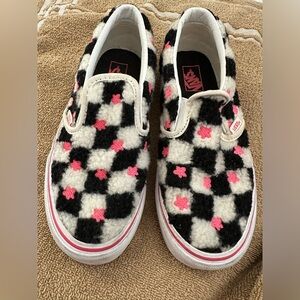 Vans, fuzzy with flowers
